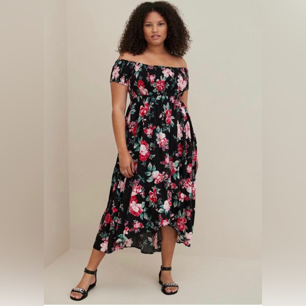 NWT Torrid Maxi Challis off shoulder Dress X0 LG 12